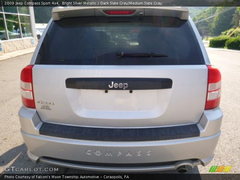 Bright Silver Metallic / Dark Slate Gray/Medium Slate Gray 2009 Jeep Compass Sport 4x4
