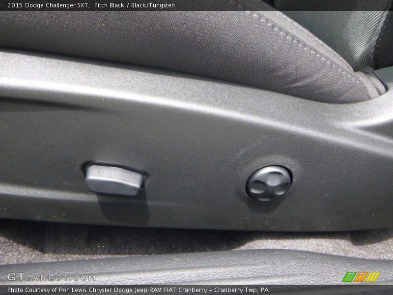 Pitch Black / Black/Tungsten 2015 Dodge Challenger SXT
