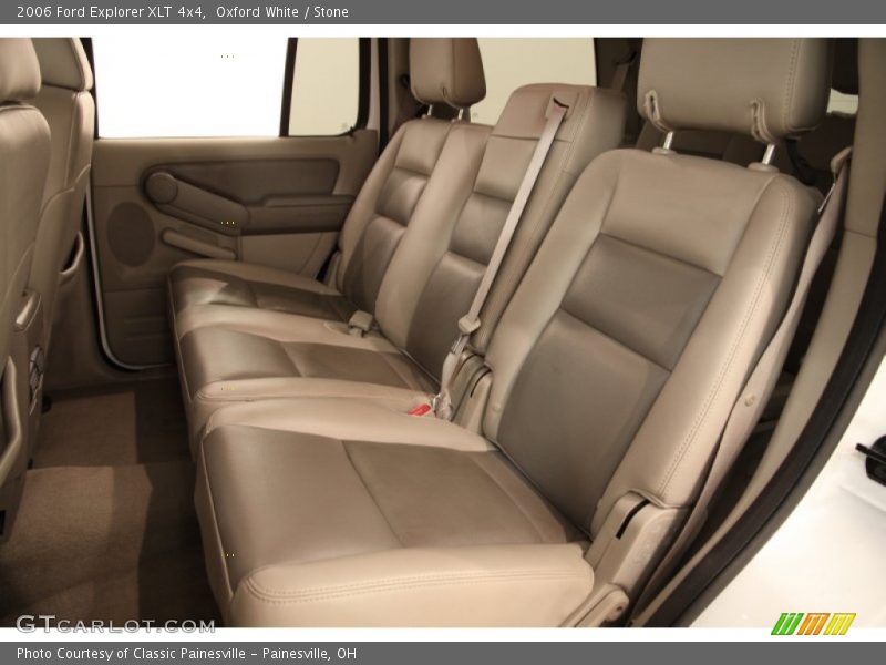 Oxford White / Stone 2006 Ford Explorer XLT 4x4