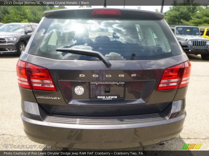Granite Crystal Metallic / Black 2015 Dodge Journey SE