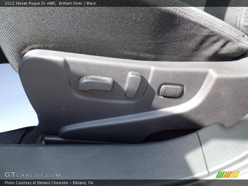 Brilliant Silver / Black 2012 Nissan Rogue SV AWD