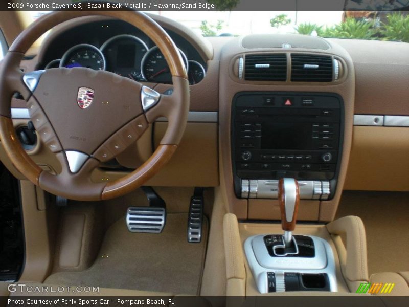 Basalt Black Metallic / Havanna/Sand Beige 2009 Porsche Cayenne S