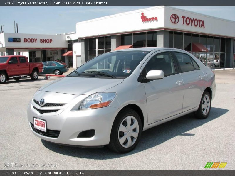 Silver Streak Mica / Dark Charcoal 2007 Toyota Yaris Sedan