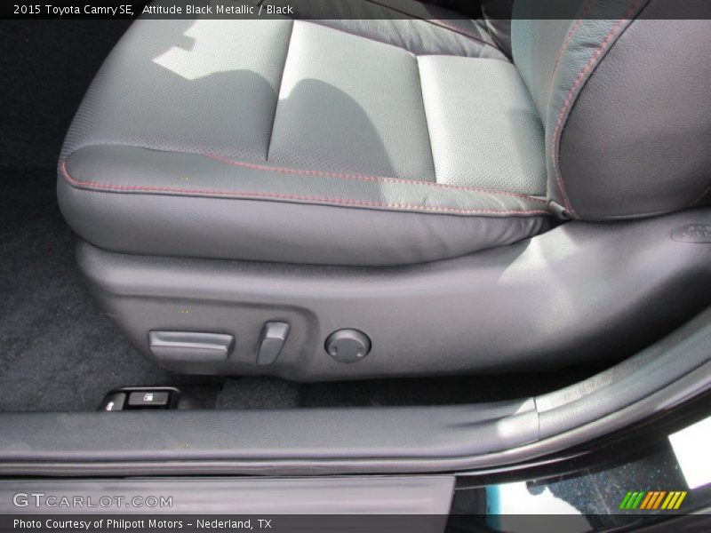 Attitude Black Metallic / Black 2015 Toyota Camry SE