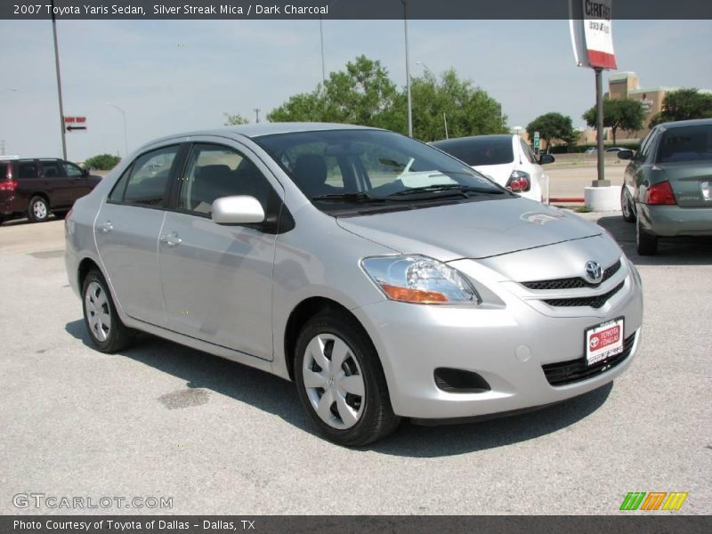 Silver Streak Mica / Dark Charcoal 2007 Toyota Yaris Sedan