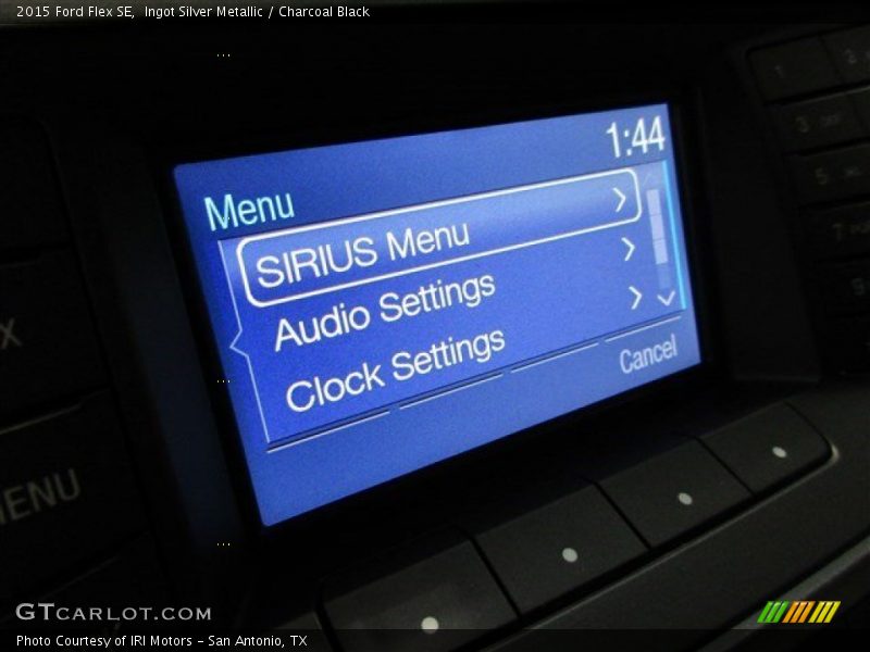 Ingot Silver Metallic / Charcoal Black 2015 Ford Flex SE