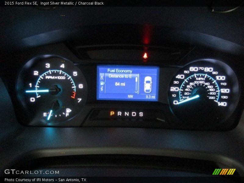 Ingot Silver Metallic / Charcoal Black 2015 Ford Flex SE