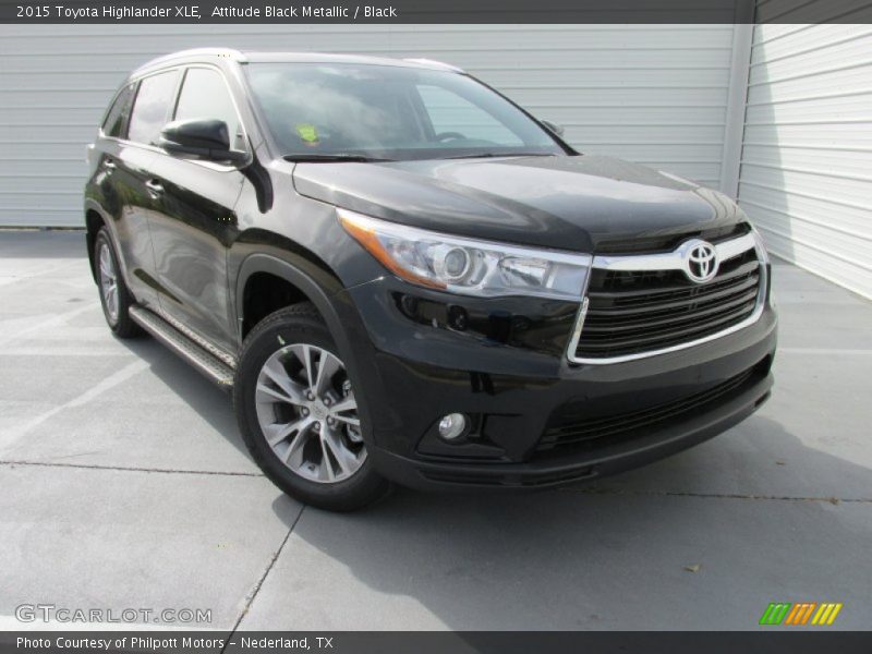 Attitude Black Metallic / Black 2015 Toyota Highlander XLE