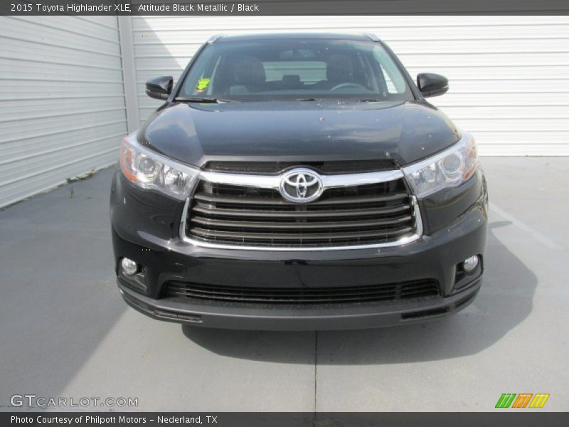 Attitude Black Metallic / Black 2015 Toyota Highlander XLE