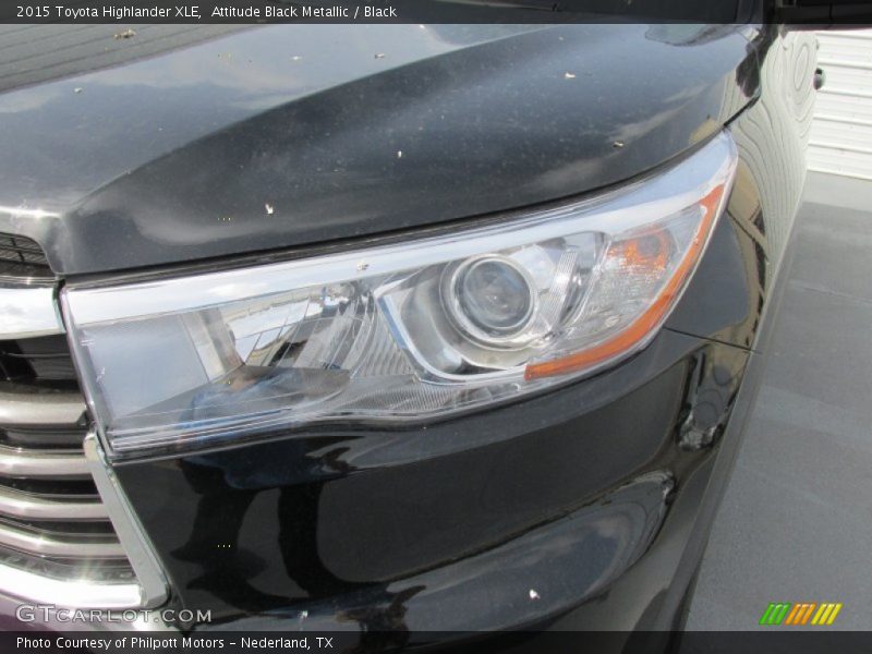 Attitude Black Metallic / Black 2015 Toyota Highlander XLE