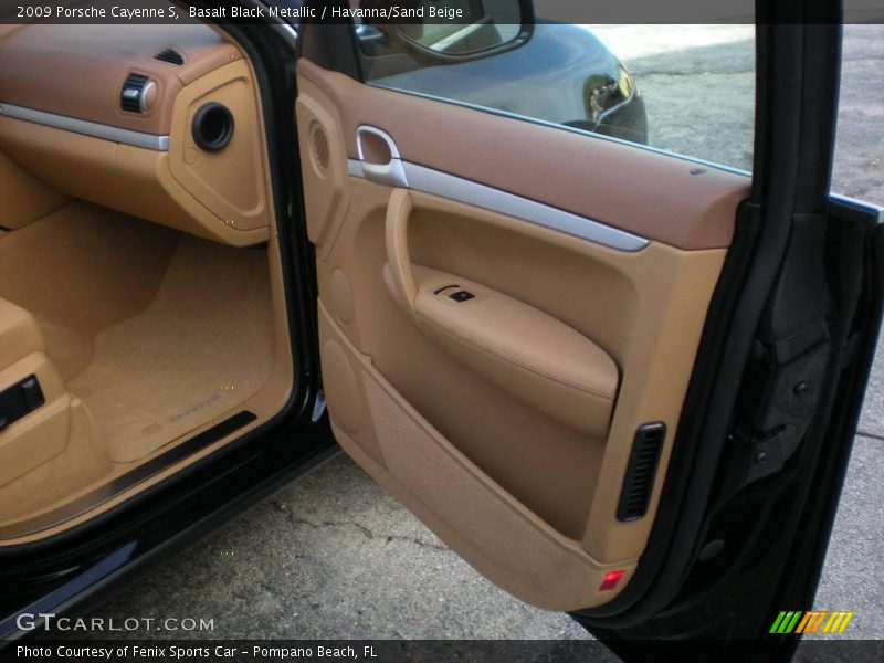 Basalt Black Metallic / Havanna/Sand Beige 2009 Porsche Cayenne S