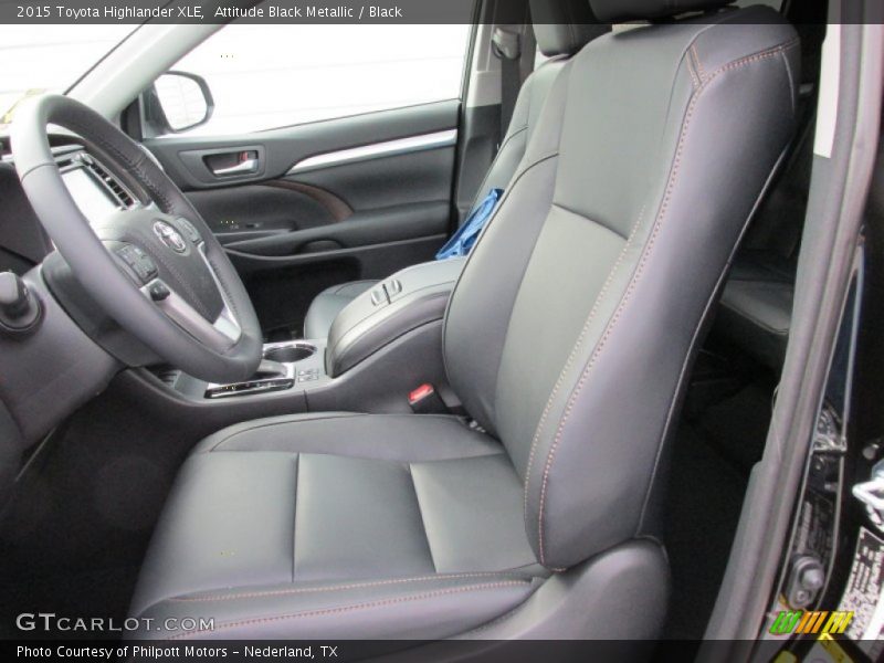 Attitude Black Metallic / Black 2015 Toyota Highlander XLE