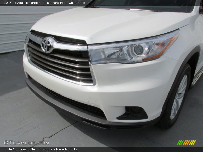 Blizzard Pearl White / Black 2015 Toyota Highlander LE