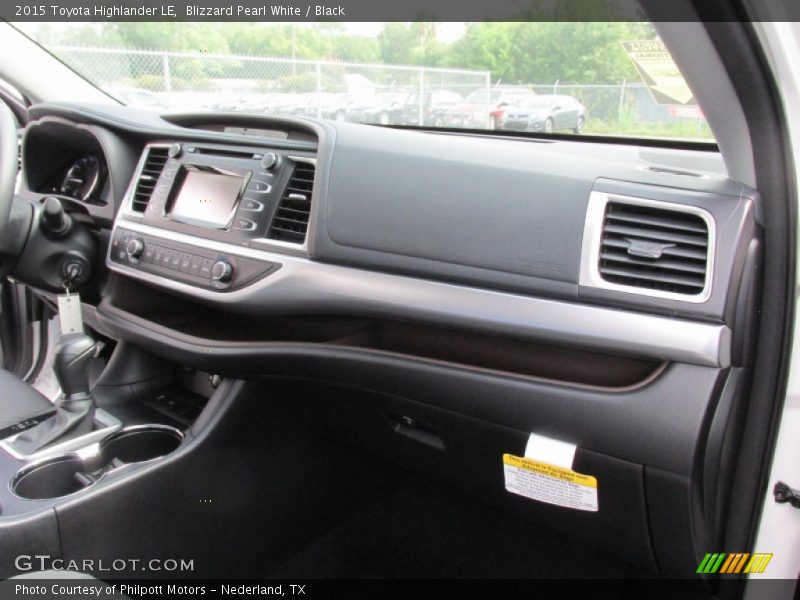 Blizzard Pearl White / Black 2015 Toyota Highlander LE