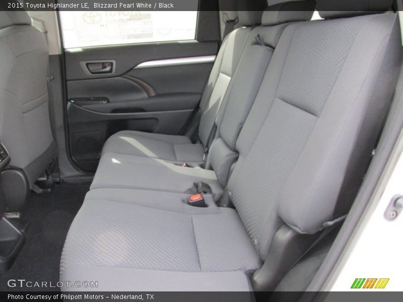 Blizzard Pearl White / Black 2015 Toyota Highlander LE