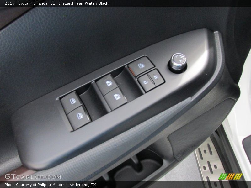 Blizzard Pearl White / Black 2015 Toyota Highlander LE