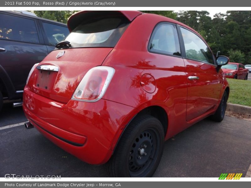Rosso (Red) / Grigio/Avorio (Gray/Ivory) 2013 Fiat 500 Pop