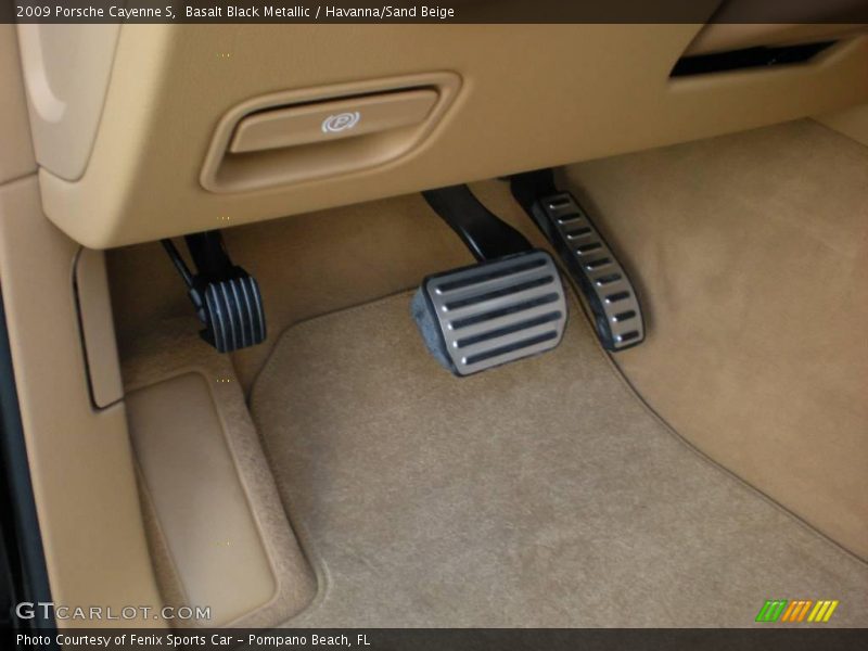 Basalt Black Metallic / Havanna/Sand Beige 2009 Porsche Cayenne S