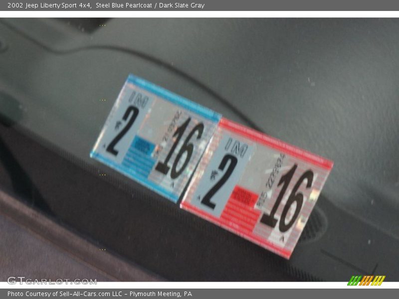 Steel Blue Pearlcoat / Dark Slate Gray 2002 Jeep Liberty Sport 4x4