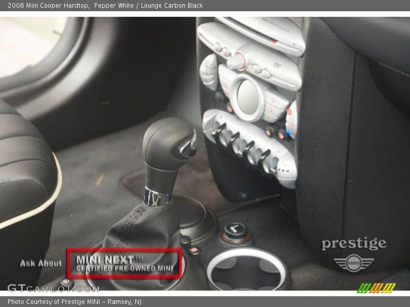 Pepper White / Lounge Carbon Black 2008 Mini Cooper Hardtop
