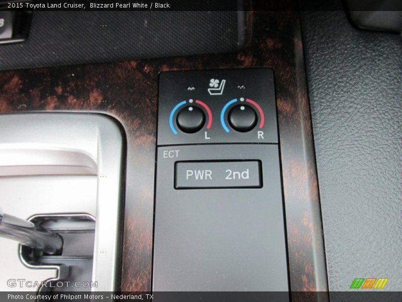 Controls of 2015 Land Cruiser 