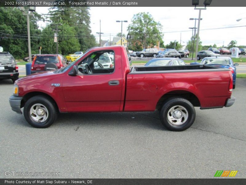 Toreador Red Metallic / Dark Graphite 2002 Ford F150 XLT Regular Cab
