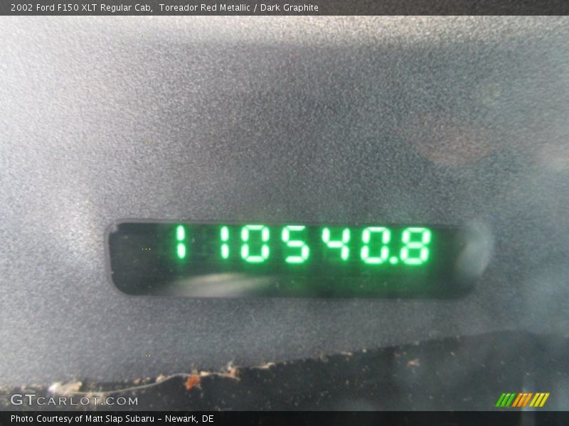 Toreador Red Metallic / Dark Graphite 2002 Ford F150 XLT Regular Cab
