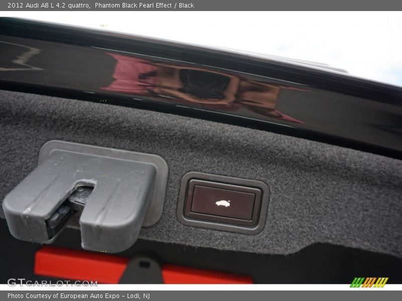 Phantom Black Pearl Effect / Black 2012 Audi A8 L 4.2 quattro
