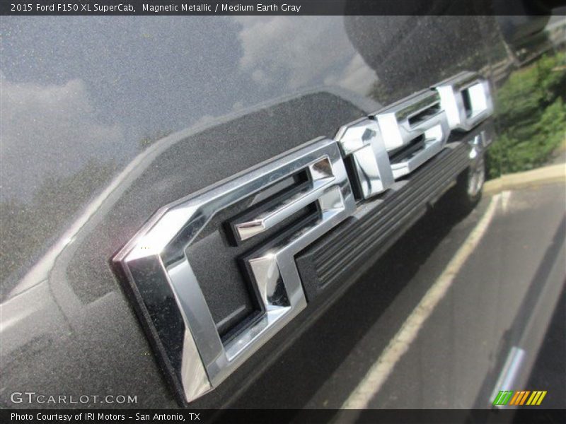 Magnetic Metallic / Medium Earth Gray 2015 Ford F150 XL SuperCab
