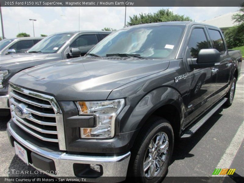 Magnetic Metallic / Medium Earth Gray 2015 Ford F150 XLT SuperCrew