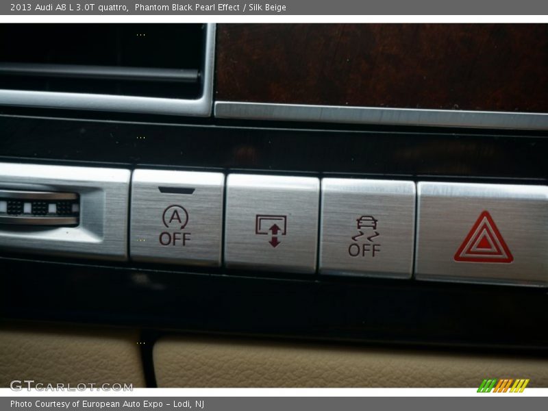 Phantom Black Pearl Effect / Silk Beige 2013 Audi A8 L 3.0T quattro