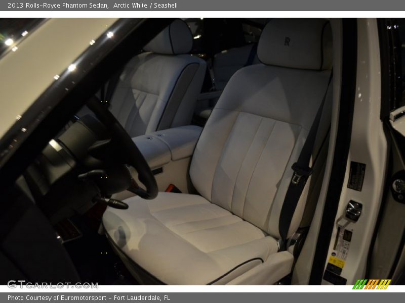 Arctic White / Seashell 2013 Rolls-Royce Phantom Sedan