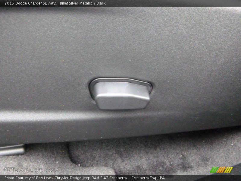 Billet Silver Metallic / Black 2015 Dodge Charger SE AWD