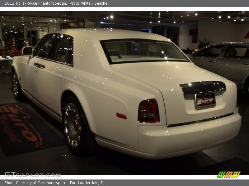 Arctic White / Seashell 2013 Rolls-Royce Phantom Sedan