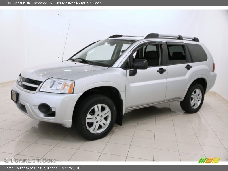 Front 3/4 View of 2007 Endeavor LS