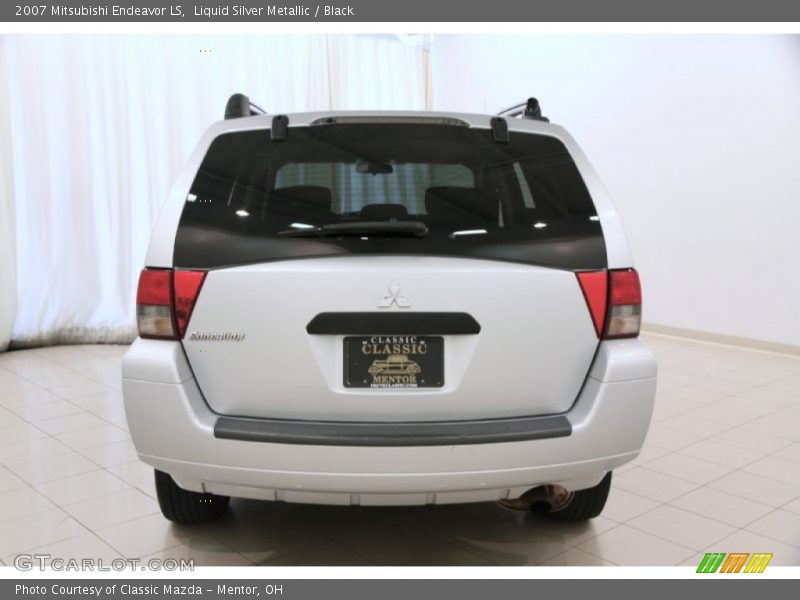 Liquid Silver Metallic / Black 2007 Mitsubishi Endeavor LS