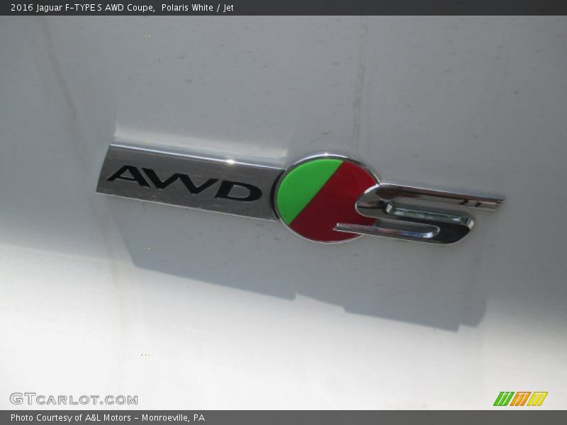 Polaris White / Jet 2016 Jaguar F-TYPE S AWD Coupe
