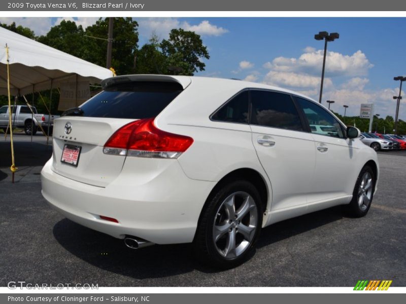 Blizzard Pearl / Ivory 2009 Toyota Venza V6