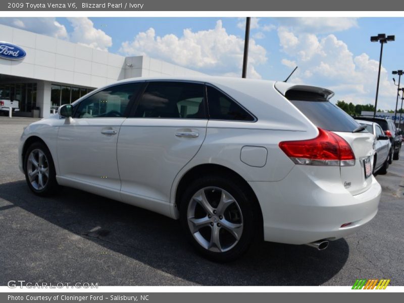Blizzard Pearl / Ivory 2009 Toyota Venza V6