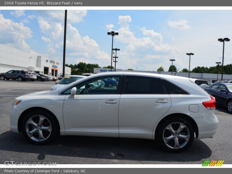 Blizzard Pearl / Ivory 2009 Toyota Venza V6