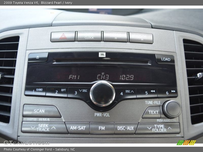 Blizzard Pearl / Ivory 2009 Toyota Venza V6