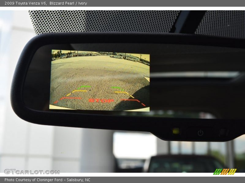 Blizzard Pearl / Ivory 2009 Toyota Venza V6