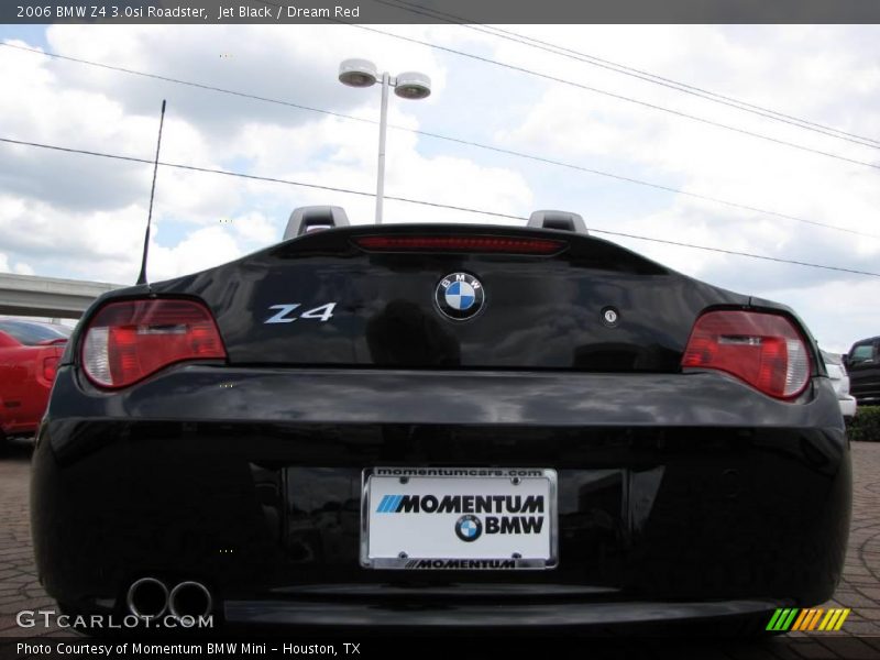 Jet Black / Dream Red 2006 BMW Z4 3.0si Roadster