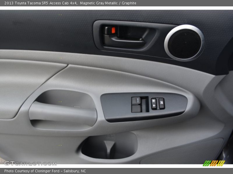 Magnetic Gray Metallic / Graphite 2013 Toyota Tacoma SR5 Access Cab 4x4