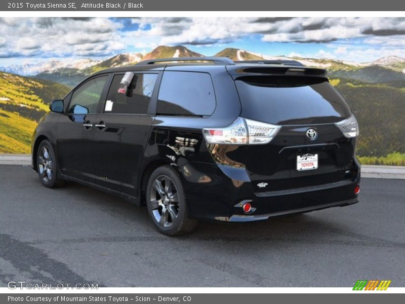 Attitude Black / Black 2015 Toyota Sienna SE