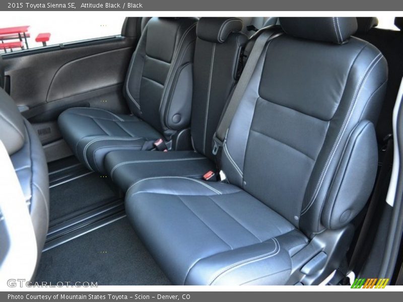 Attitude Black / Black 2015 Toyota Sienna SE
