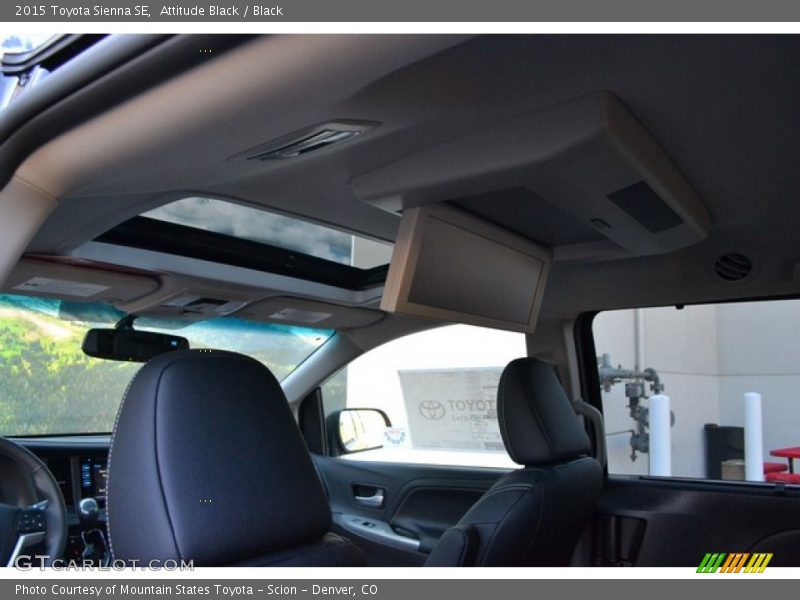 Attitude Black / Black 2015 Toyota Sienna SE