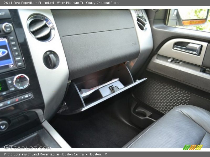 White Platinum Tri-Coat / Charcoal Black 2011 Ford Expedition EL Limited
