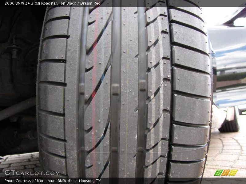 Jet Black / Dream Red 2006 BMW Z4 3.0si Roadster
