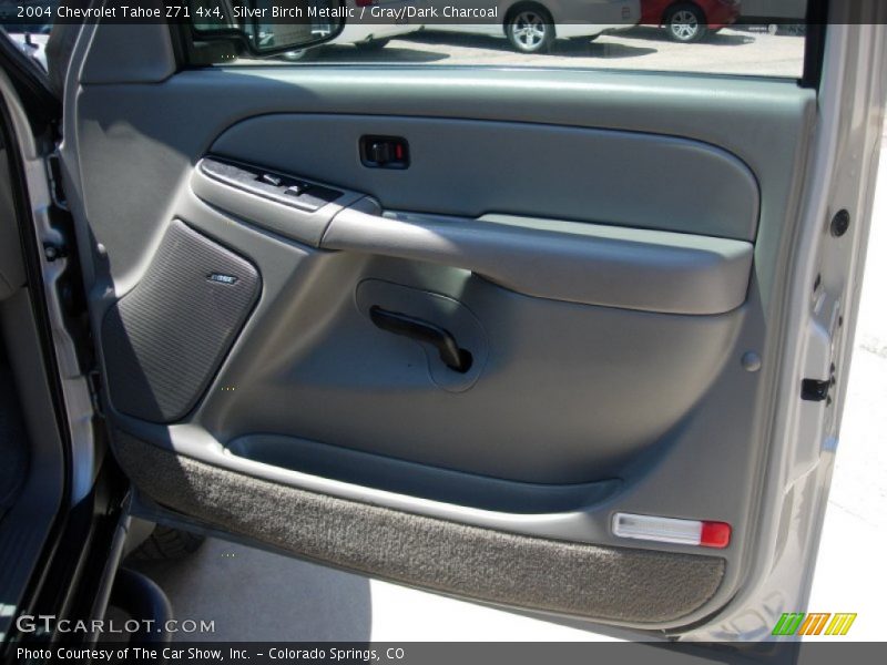 Silver Birch Metallic / Gray/Dark Charcoal 2004 Chevrolet Tahoe Z71 4x4